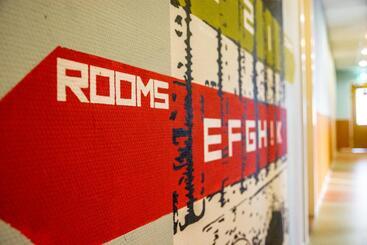 هتل Simplon Hostel