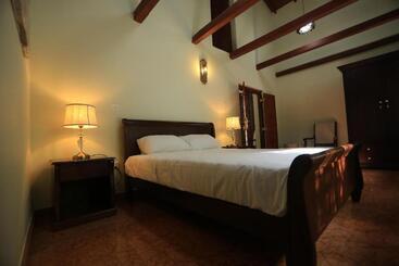 فندق W Hiriketiya