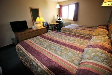 Hotel Travelodge By Wyndham Lacombe