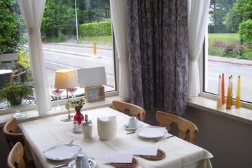 בית מלון כפרי Troisfontaine