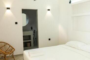 בית מלון כפרי Loft Ahangama