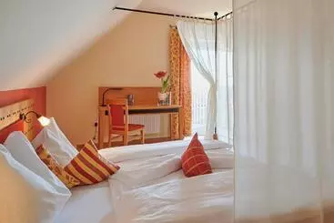 Majatalo Winzerzimmer Scharl