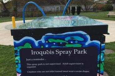 민박 Corbett Guest Suites