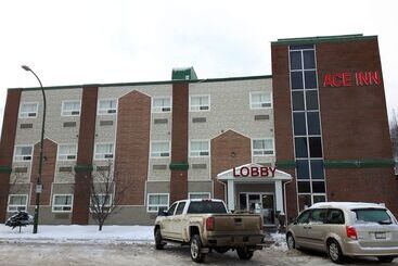 モーテル Ace Inn