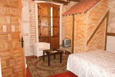 Hostel La Mesnadita