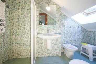 فندق Xabu Hostel