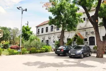 هتل Sri Arulmuthu Residency