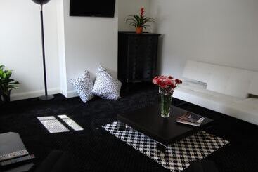 Bed and Breakfast Blancnoir