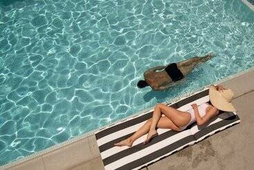 هتل Dive Palm Springs