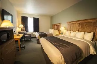 Hotel Junction Inn Suites & Conference Center