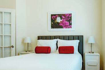 Hotel The Guesthouse