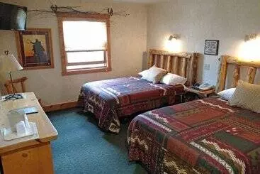 Old Corral Hotel & Steakhouse