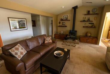 住宿加早餐 Red Tail Ranch