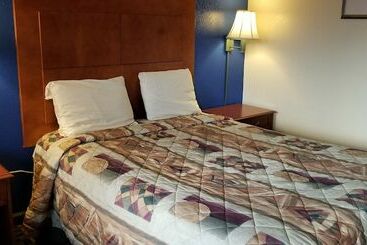 فندق على الطريق Executive Inn