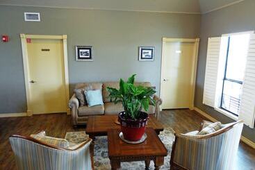 فندق على الطريق Kenedy Inn And Suites