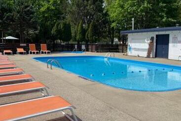 Motell Starlite Resort