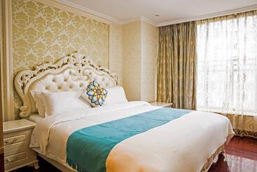 בית מלון כפרי Waifiden Guangzhou Haizhu Square Wanyi Apartment