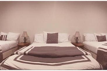 فندق على الطريق Harbour Inn