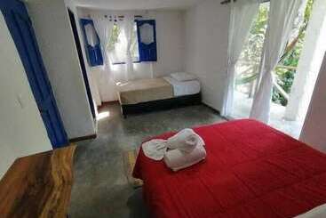 ベッドアンドブレックファースト Colores De La Sierra