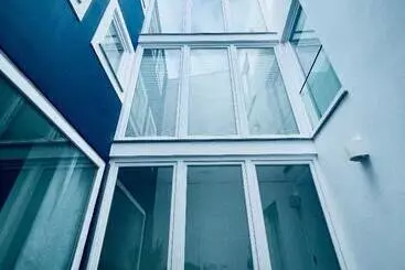 Partenope Hostel And Suites