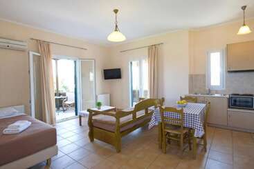 هتل آپارتمان Porto Nirikos Lefkada Private Parking