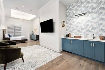 Hotelli The Flying Fifty