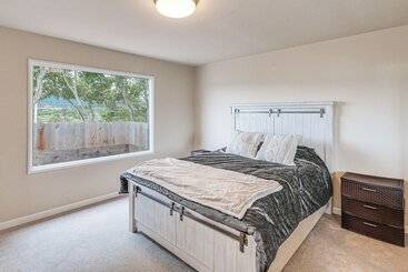 별장 Peaceful Del Rey Oaks Retreat: 2 Mi To Beaches!