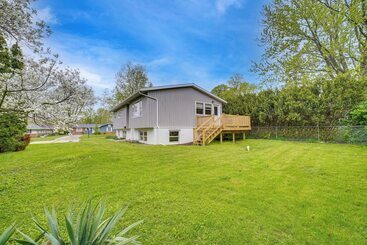Hus på landet Modern Urbana Home: 2 Mi To University Of Illinois