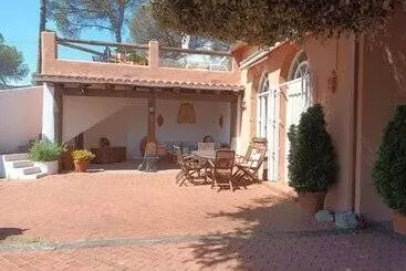 Pensão Suite B&b, Private 2 Bedrooms Living And Pool No Kitchen