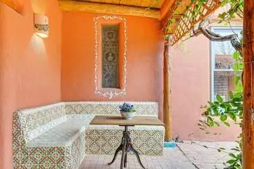 Mökkimajoitus Las Cruces Santa Fe Style Adobe Home On 6 Acres!