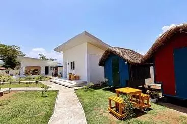 Majatalo The Kubo Gardens