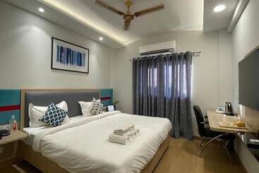 Flxho Cyber One Hotel And Banquet Cyber City