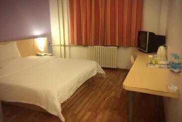 Hotel 7 Days Inn Qingdao Liaoyang West Road Xinye Plaza Metro Station