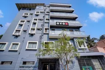 호텔 O Metro View Inn