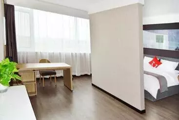 Thank Hotel Dezhou Linyi Yanlu International