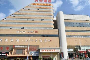 Vienna Hotel Shandong Yantai Wanda Plaza Suochengli