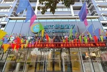 Hotelli City Comfort Inn Anshun Pingba District Government