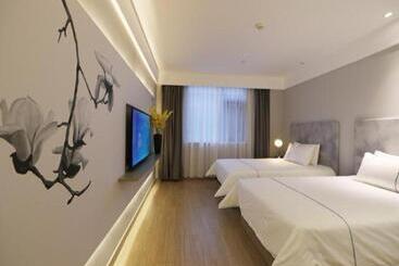 Magnotel Hotel·luanyang Luanchuan Changchun Road Cross Street