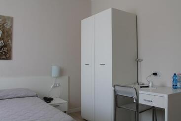 هتل Cremona Viale