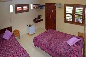 هتل Hostal Casa D Pepe