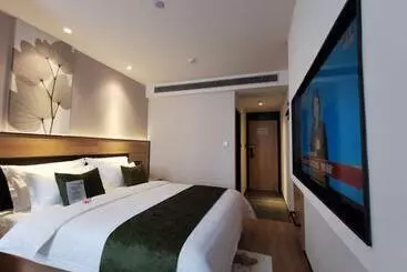 هتل Green Tree Inn Express Shanghai Bund Yuyuan Xiaonanmen Metro Station