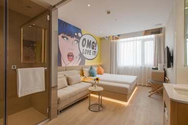 هتل Nanjing Goldstar