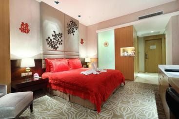 Hotel Ningbo East Harbour