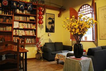 Huangshan Ancient Town Youth Hostel