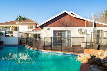 بنسيون 17 On 13th