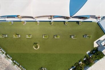 בית מלון כפרי Blue Harbour Boutique