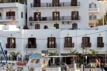 פנסיון Lykomides