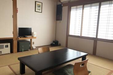 Ryokan Shinhanamakionsen Zakuroen Kadanoyu