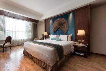 هتل Chongqing Dongheng Glenville