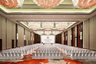 Hotel Wanda Realm Bozhou